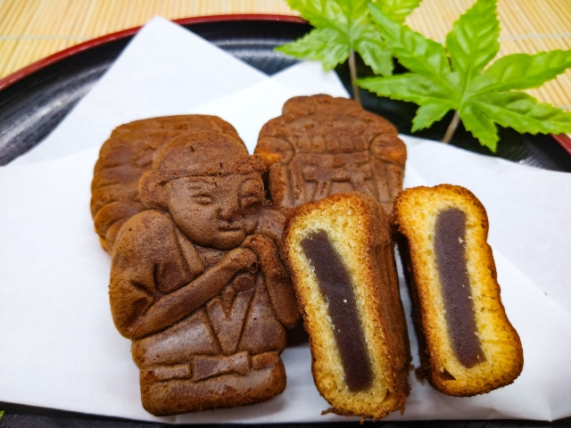浅草人形焼