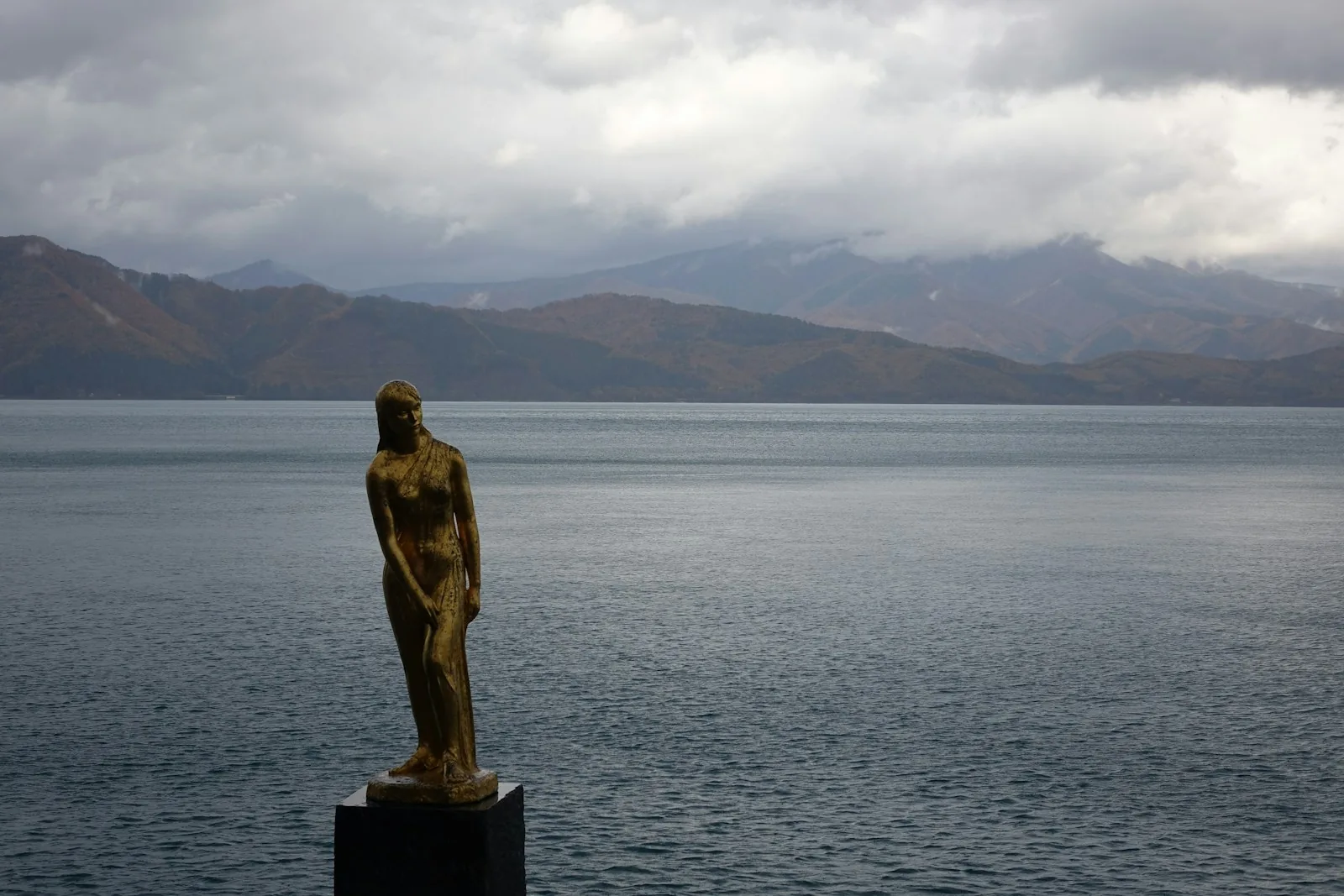 Lake Tazawa (Photo via PhotoAC)