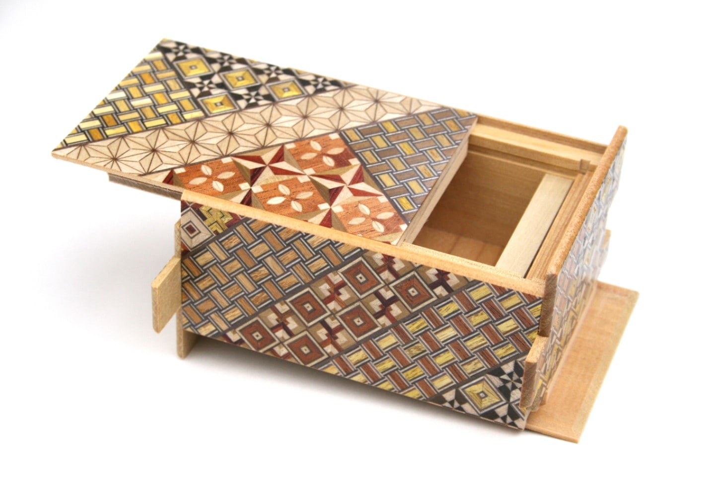 Hakone Yosegi Marquetry