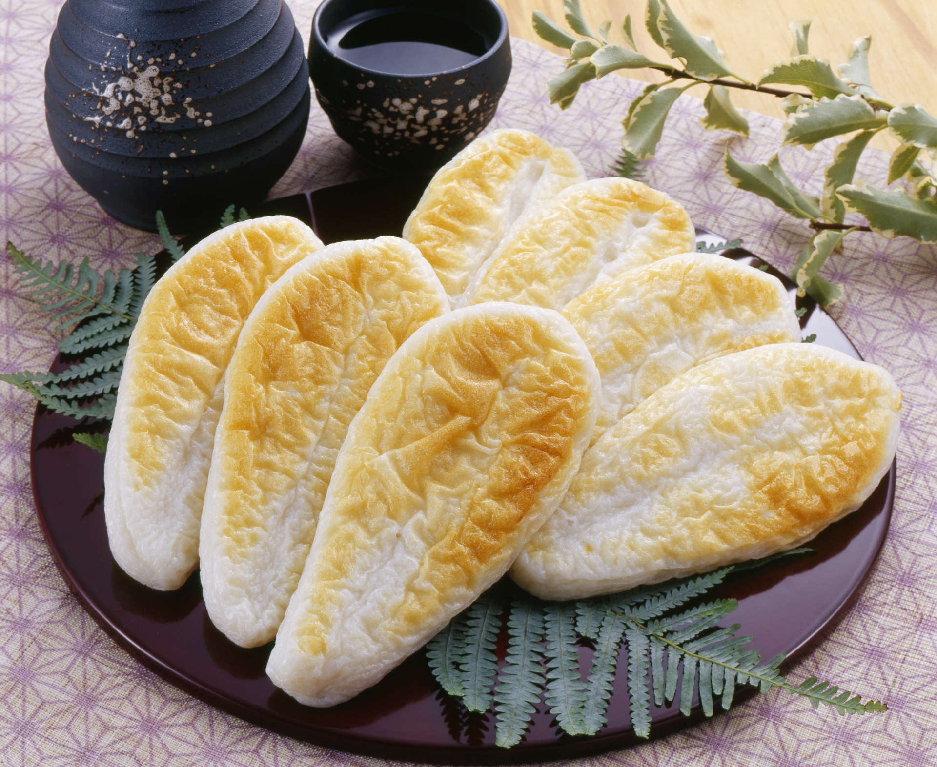 Sasa kamaboko bamboo-leaf fish cakes